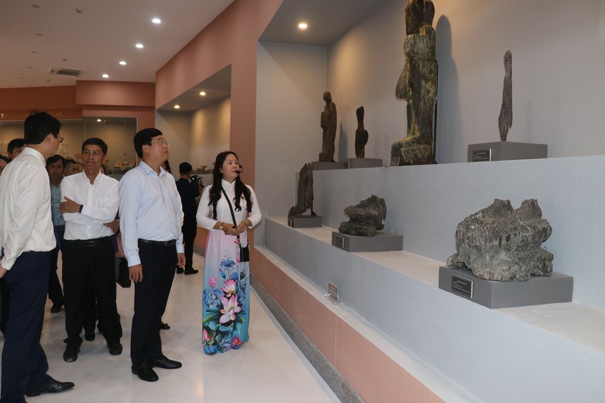 Khánh thành Nhà trưng bày Xứ Ủy Nam Bộ và Văn hóa Óc Eo tại Khu di tích Gò Tháp - Ảnh 4.