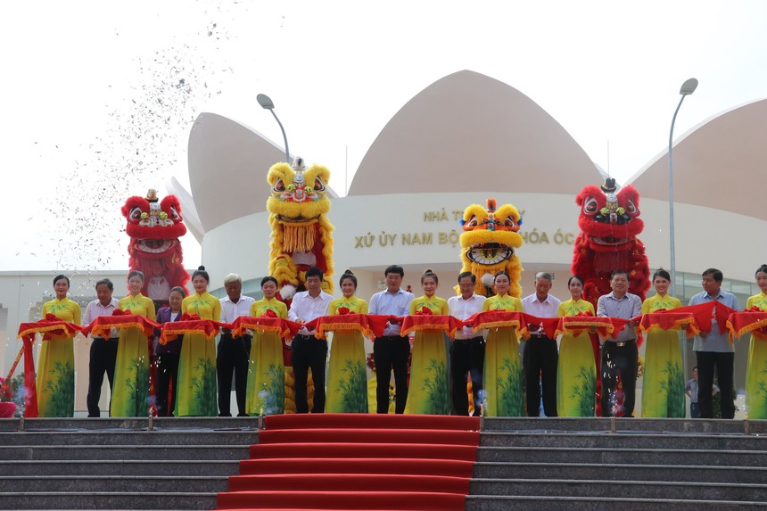 Khánh thành Nhà trưng bày Xứ Ủy Nam Bộ và Văn hóa Óc Eo tại Khu di tích Gò Tháp - Ảnh 1.