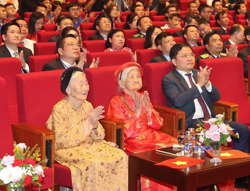 Tổ chức trọng thể Lễ kỷ niệm 70 năm Ngày Giải phóng Thủ đô (10/10/1954 - 10/10/2024) - Ảnh 3.