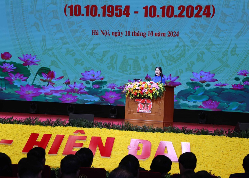 Lễ kỷ niệm 70 năm Ngày Giải phóng Thủ đô - Ảnh 13.