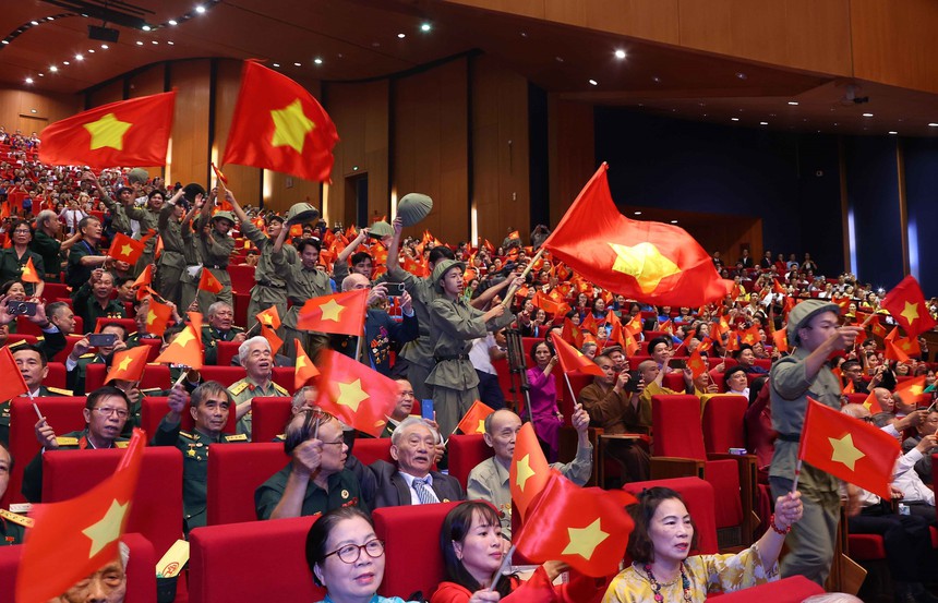 Tổ chức trọng thể Lễ kỷ niệm 70 năm Ngày Giải phóng Thủ đô (10/10/1954 - 10/10/2024) - Ảnh 5.