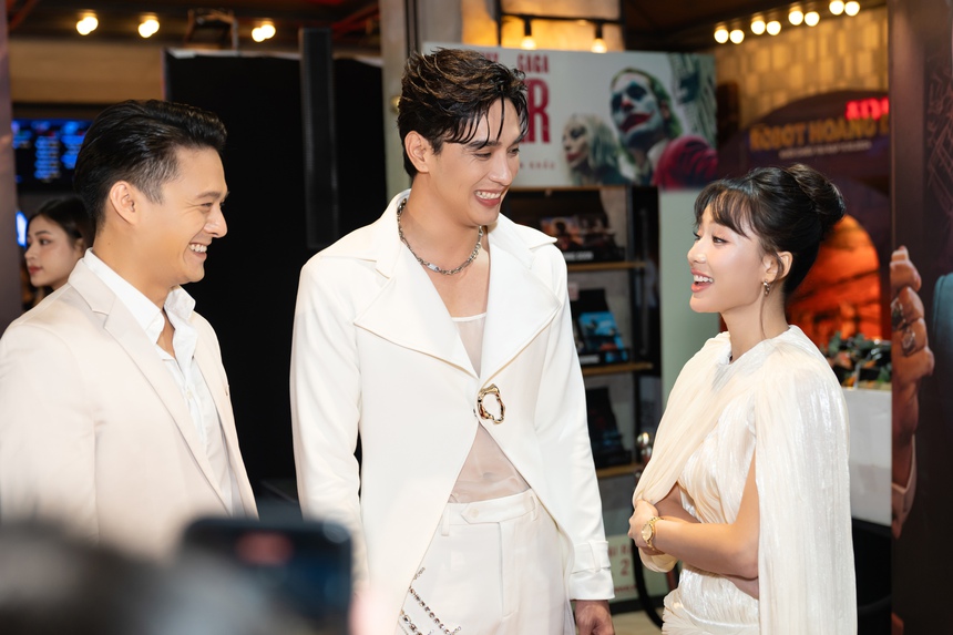 Dàn sao "Domino - Lối thoát cuối cùng" hội ngộ tại sự kiện ra mắt phim - Ảnh 1.