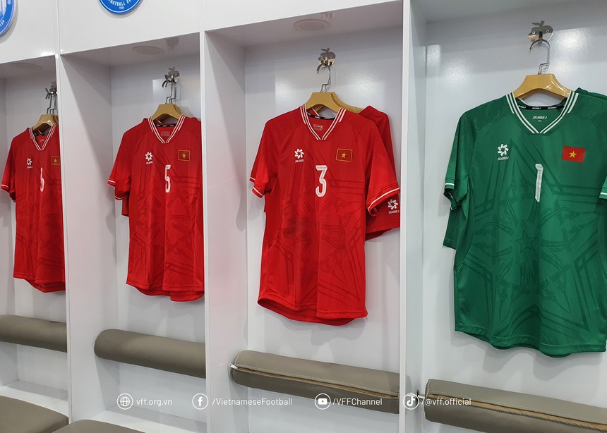 TRỰC TIẾP bóng đá Việt Nam vs Ấn Độ 18h hôm nay 12/10, giao hữu FIFA Days: Văn Toàn - Vĩ Hào đá chính - Ảnh 7. TRỰC TIẾP bóng đá Việt Nam vs Ấn Độ 18h hôm nay 12/10, giao hữu FIFA Days: Văn Toàn - Vĩ Hào đá chính - Ảnh 7.