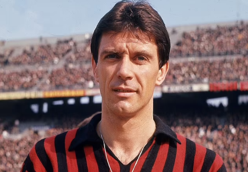 Daniel Maldini ra mắt tuyển Ý, gia đình huyền thoại Paolo Maldini đi vào lịch sử - Ảnh 3. Daniel Maldini ra mắt tuyển Ý, gia đình huyền thoại Paolo Maldini đi vào lịch sử - Ảnh 3.