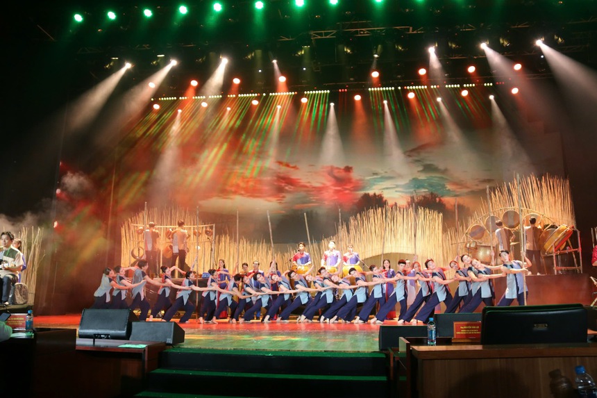 Lễ bế mạc Liên hoan Ca múa nhạc toàn quốc 2024 (đợt 2) - Ảnh 6. Lễ bế mạc Liên hoan Ca múa nhạc toàn quốc 2024 (đợt 2) - Ảnh 6.