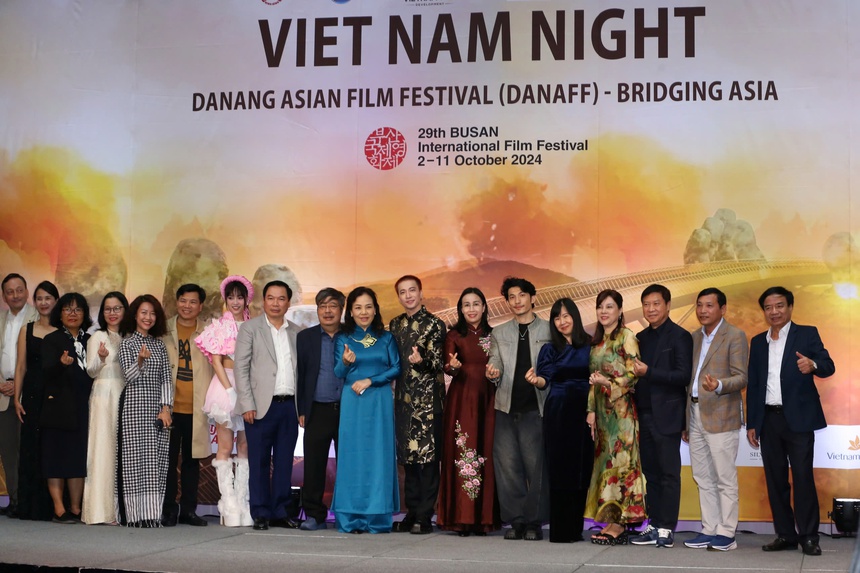 600 khách mời tham dự chương trình "Đêm Việt Nam" tại LHP Quốc tế Busan - Ảnh 1.