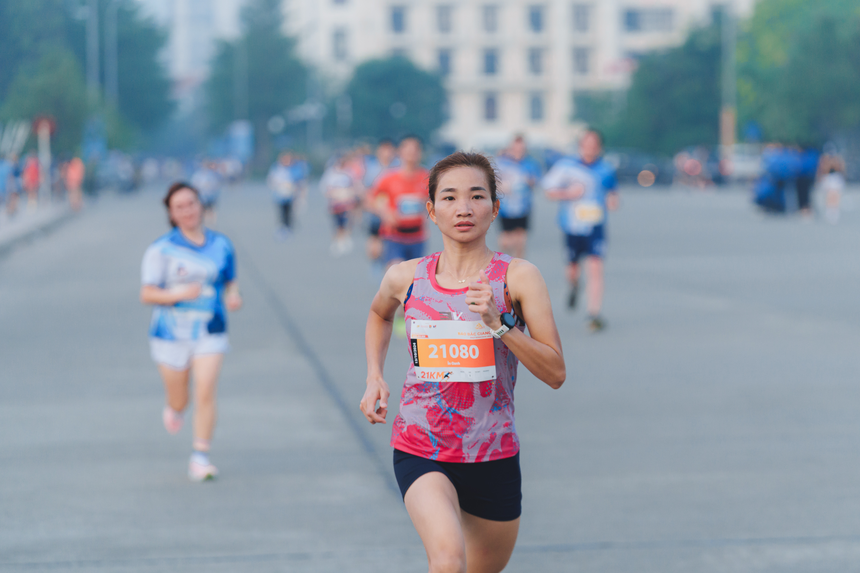 Ra mắt thương hiệu thể thao Việt Nam - Velosar: "Tốc độ và thông thái" - Ảnh 4.