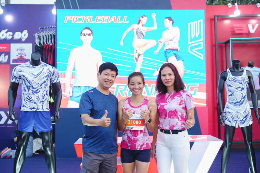 Ra mắt thương hiệu thể thao Việt Nam - Velosar: "Tốc độ và thông thái" - Ảnh 8.