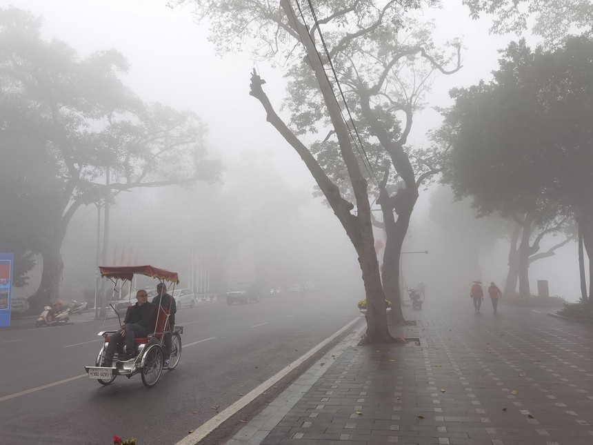 Chất lượng không khí tại một số điểm của Hà Nội ở mức xấu - Ảnh 1. Chất lượng không khí tại một số điểm của Hà Nội ở mức xấu - Ảnh 1.