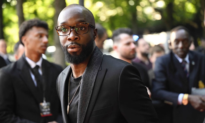 Vụ kiện của Lassana Diarra: Vụ kiện có thể làm rung chuyển thế giới bóng đá - Ảnh 1. Vụ kiện của Lassana Diarra: Vụ kiện có thể làm rung chuyển thế giới bóng đá - Ảnh 1.