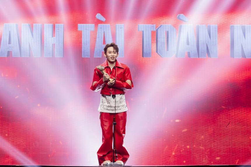 “Anh trai vượt ngàn chông gai 2024”: 17 anh tài gia nhập "Gia tộc toàn năng", Cường Seven là thủ lĩnh  - Ảnh 2.