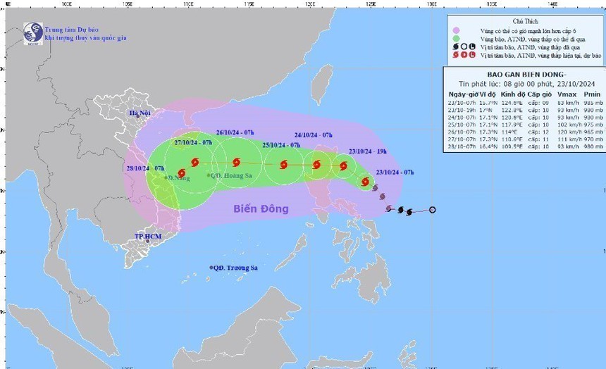 Biển động dữ dội trước tác động của bão TRAMI - Ảnh 1.