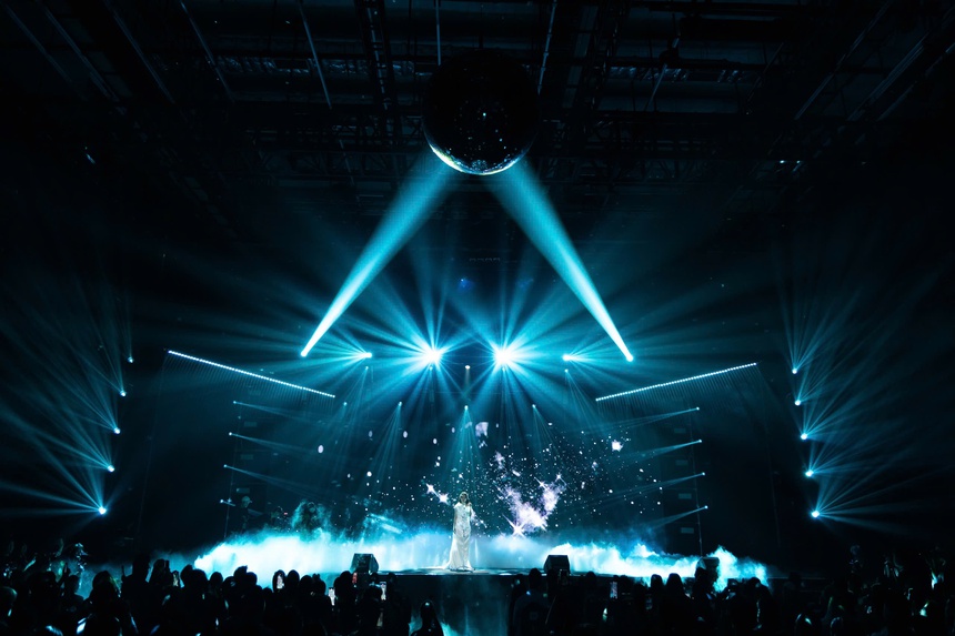 Hoàng Mỹ An bùng nổ với showcase debut: Trình diễn vũ đạo ấn tượng - Ảnh 4. Hoàng Mỹ An bùng nổ với showcase debut: Trình diễn vũ đạo ấn tượng - Ảnh 4.