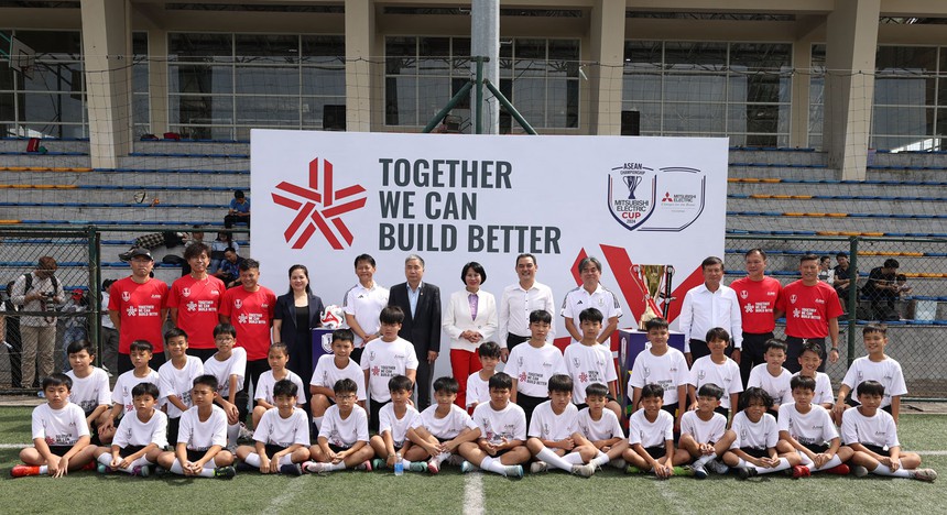 Bảo Khanh, Hồng Sơn và Thành Lương mong đội tuyển Việt Nam thành công ở ASEAN Cup 2024 - Ảnh 3. Bảo Khanh, Hồng Sơn và Thành Lương mong đội tuyển Việt Nam thành công ở ASEAN Cup 2024 - Ảnh 3.