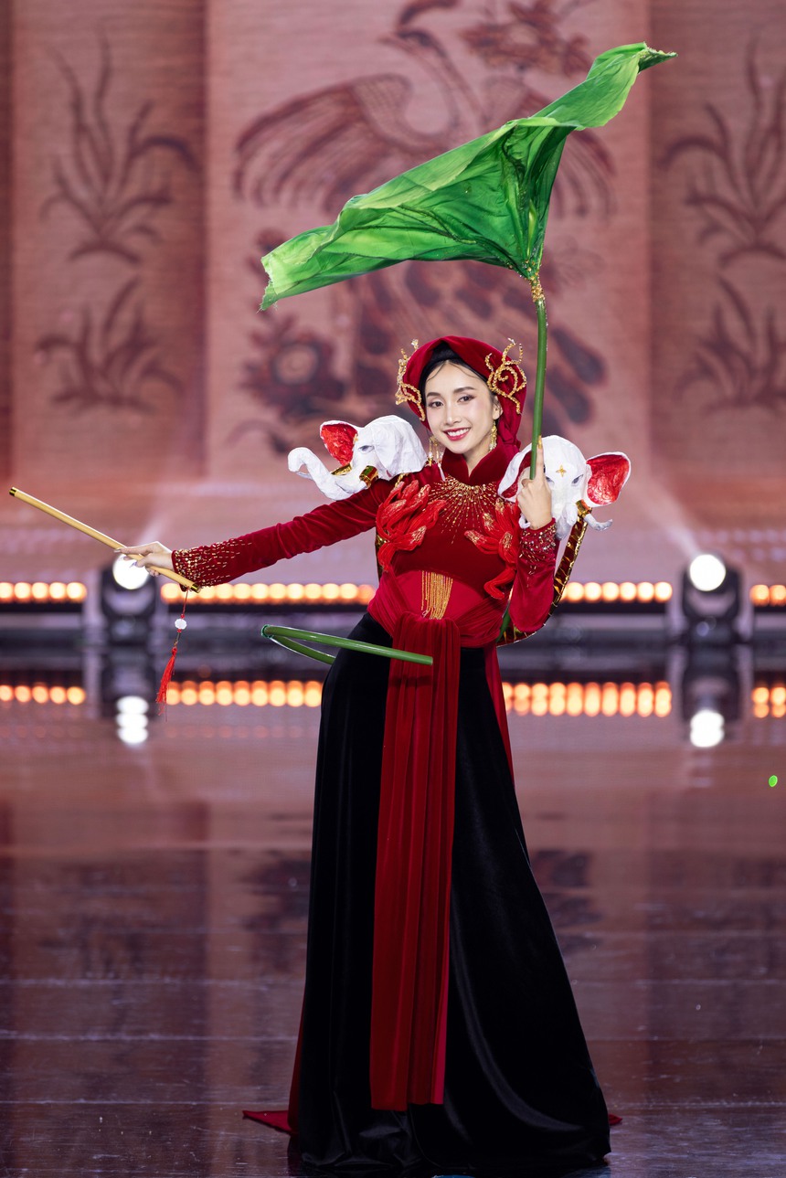 Bùng nổ đêm Trang phục Văn hóa Dân tộc tại Hoa hậu Quốc gia Việt Nam - Ảnh 5. Bùng nổ đêm Trang phục Văn hóa Dân tộc tại Hoa hậu Quốc gia Việt Nam - Ảnh 5.