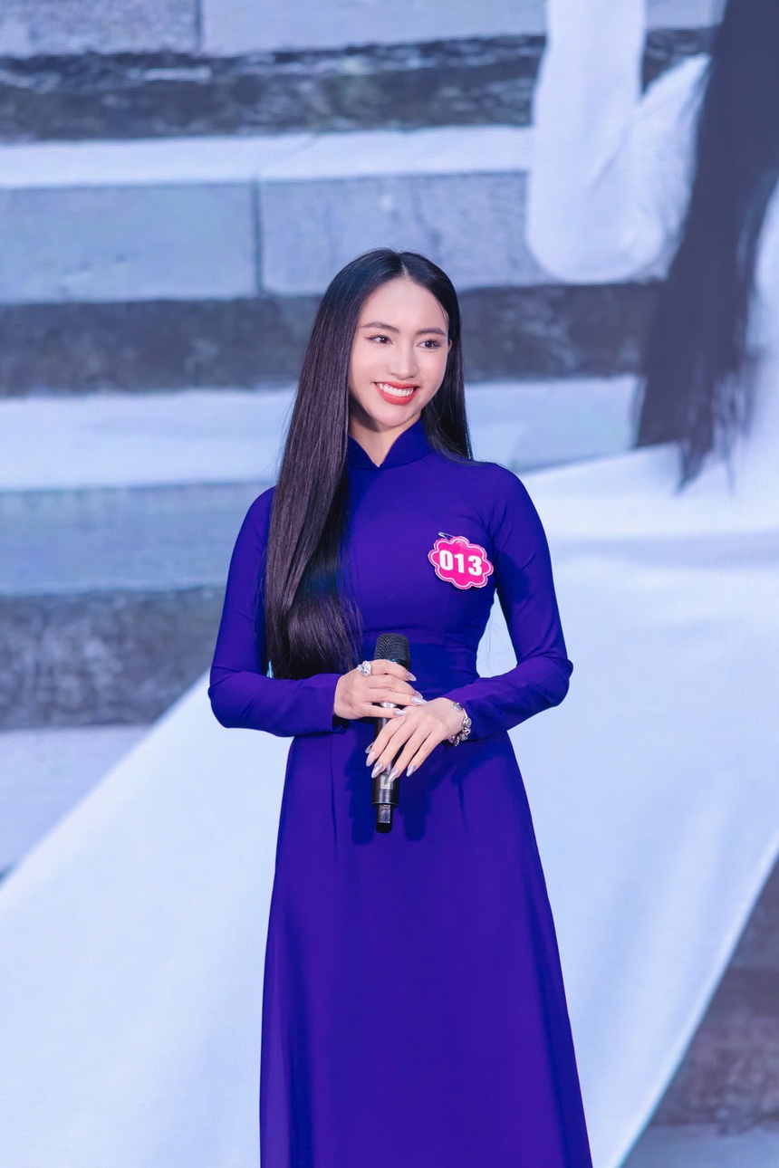 Người đẹp Huế đăng quang Hoa hậu Hoà bình Doanh nhân Việt Nam 2024 - Ảnh 4. Người đẹp Huế đăng quang Hoa hậu Hoà bình Doanh nhân Việt Nam 2024 - Ảnh 4.