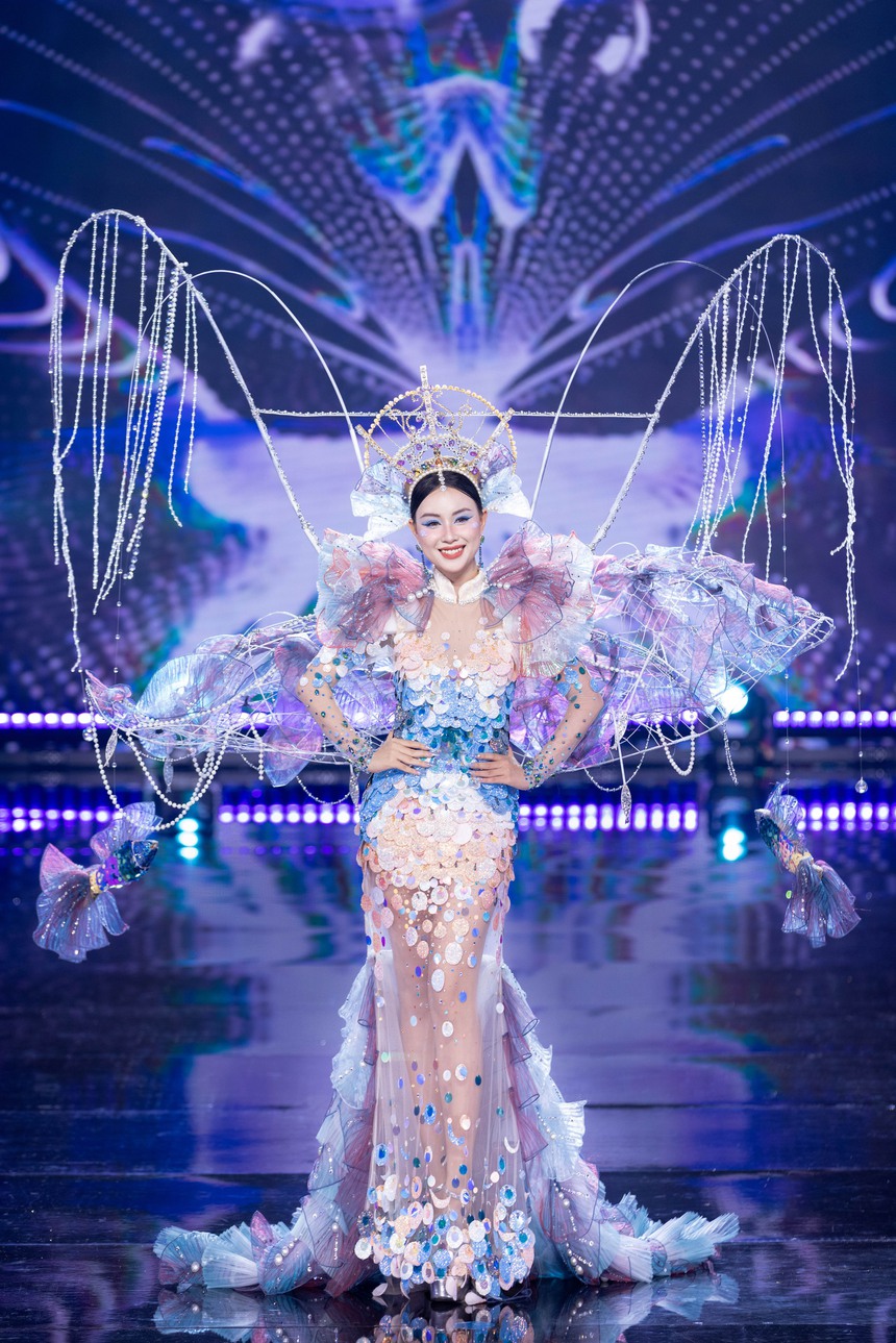 Bùng nổ đêm Trang phục Văn hóa Dân tộc tại Hoa hậu Quốc gia Việt Nam - Ảnh 6. Bùng nổ đêm Trang phục Văn hóa Dân tộc tại Hoa hậu Quốc gia Việt Nam - Ảnh 6.