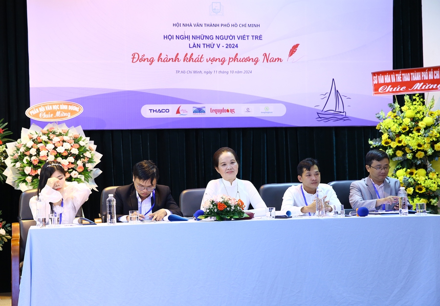 Nhận diện thơ trẻ phương Nam - Ảnh 1. Nhận diện thơ trẻ phương Nam - Ảnh 1.