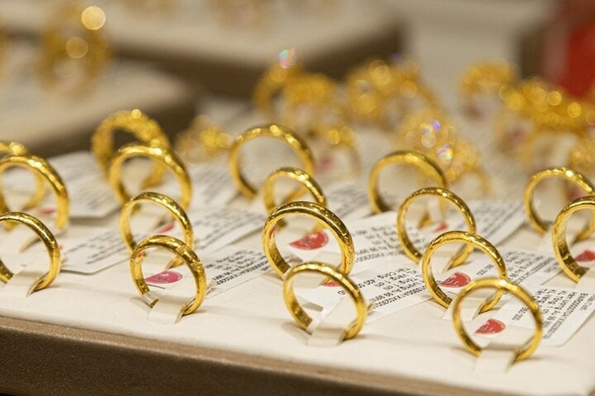 Giá vàng nhẫn và vàng miếng giữ mức 89 triệu đồng/lượng - Ảnh 1. Giá vàng nhẫn và vàng miếng giữ mức 89 triệu đồng/lượng - Ảnh 1.