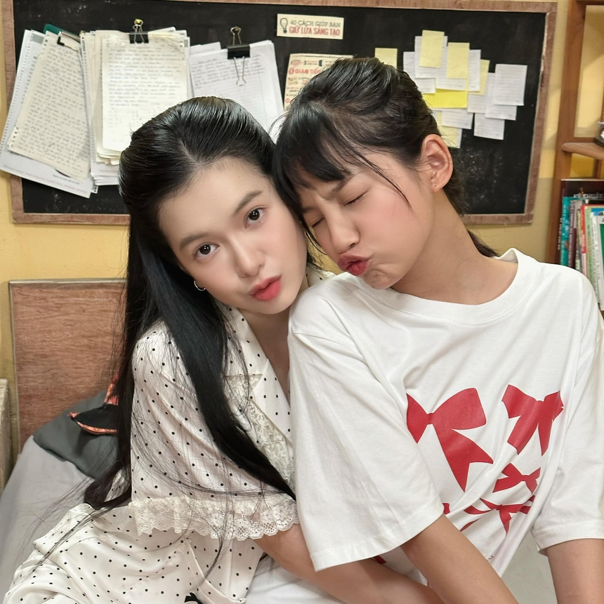 Nữ chính 'Đi giữa trời rực rỡ' nhập viện, được nữ phụ thanh minh chuyện 'quỵt tiền' - Ảnh 1. Nữ chính 'Đi giữa trời rực rỡ' nhập viện, được nữ phụ thanh minh chuyện 'quỵt tiền' - Ảnh 1.