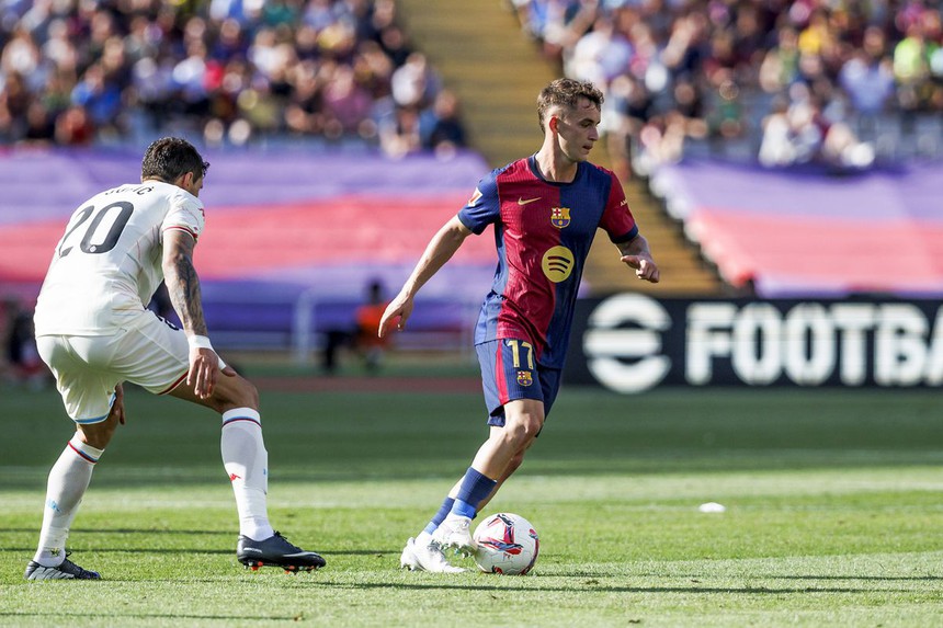 Vòng 12 La Liga, 22h15, ngày 3/11, sân Olympic, Barcelona – Espanyol: Giờ thì cả Tây Ban Nha đã biết Casado - Ảnh 1. Vòng 12 La Liga, 22h15, ngày 3/11, sân Olympic, Barcelona – Espanyol: Giờ thì cả Tây Ban Nha đã biết Casado - Ảnh 1.