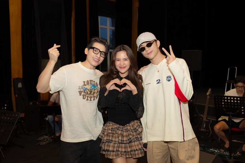 Quốc Thiên cùng dàn "anh trai" sẵn sàng cho liveconcert SKYNote ở Đà Lạt - Ảnh 6. Quốc Thiên cùng dàn "anh trai" sẵn sàng cho liveconcert SKYNote ở Đà Lạt - Ảnh 6.