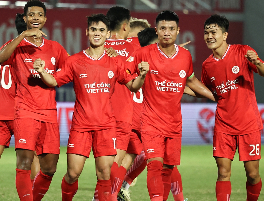 Cơ hội cho Văn Khang ghi điểm với HLV Kim Sang Sik - Ảnh 2.