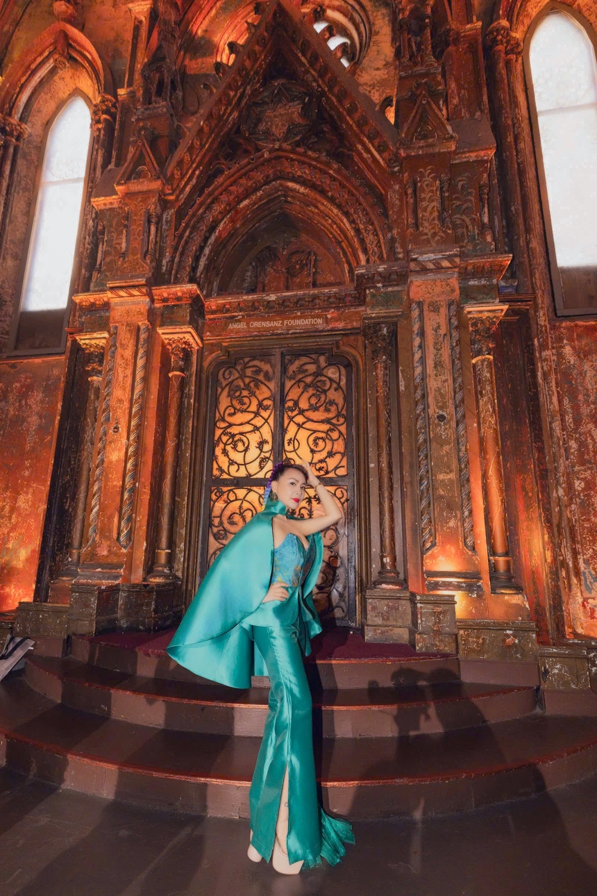 NTK Tuyết Lê trình diễn tại Tuần lễ Thời trang danh giá New York Couture Fashion Week - Ảnh 1. NTK Tuyết Lê trình diễn tại Tuần lễ Thời trang danh giá New York Couture Fashion Week - Ảnh 1.