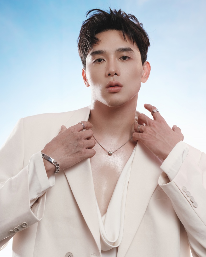 Thuận Nguyễn ngập tràn kỷ niệm trong 2 năm quay Domino - Lối Thoát Cuối Cùng - Ảnh 4. Thuận Nguyễn ngập tràn kỷ niệm trong 2 năm quay Domino - Lối Thoát Cuối Cùng - Ảnh 4.