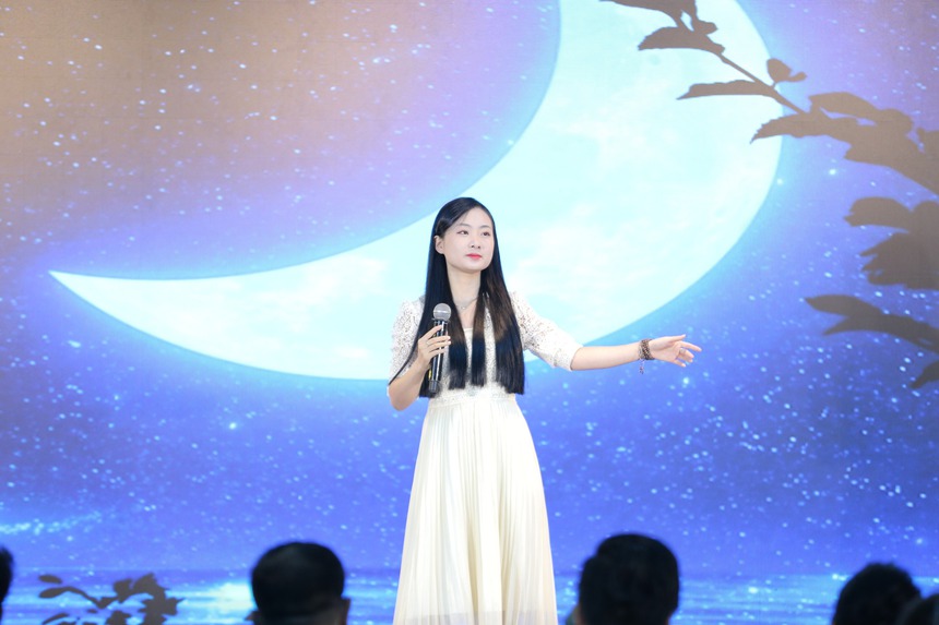 'Giọng hát hay Hà Nội' 2024: Cuộc cạnh tranh 'khốc liệt' của dàn thí sinh từ các trường chuyên nghiệp - Ảnh 5. 'Giọng hát hay Hà Nội' 2024: Cuộc cạnh tranh 'khốc liệt' của dàn thí sinh từ các trường chuyên nghiệp - Ảnh 5.