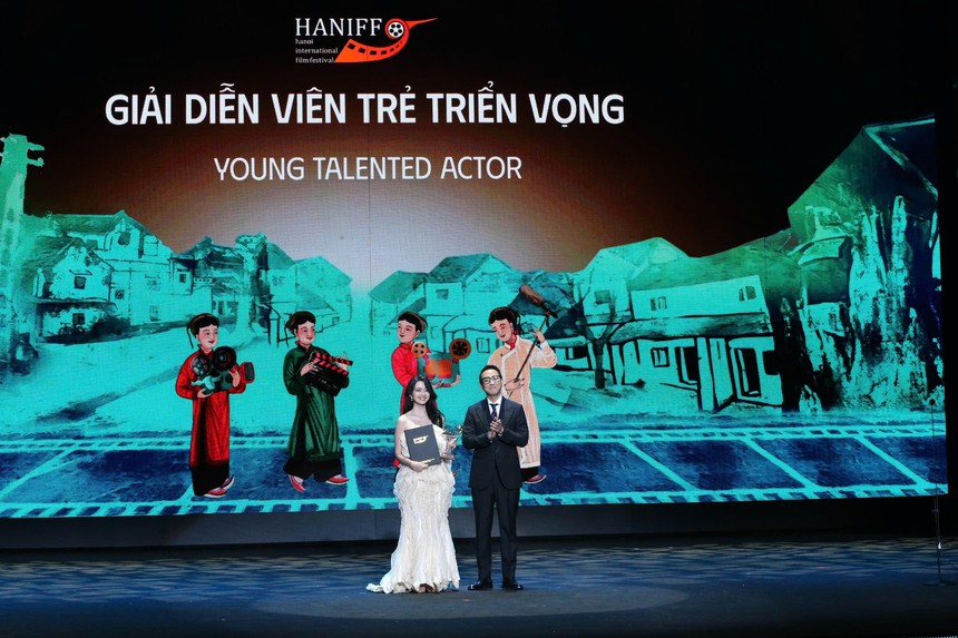 LHP quốc tế Hà Nội lần thứ VII: Phim Iran thắng lớn - Ảnh 3. LHP quốc tế Hà Nội lần thứ VII: Phim Iran thắng lớn - Ảnh 3.