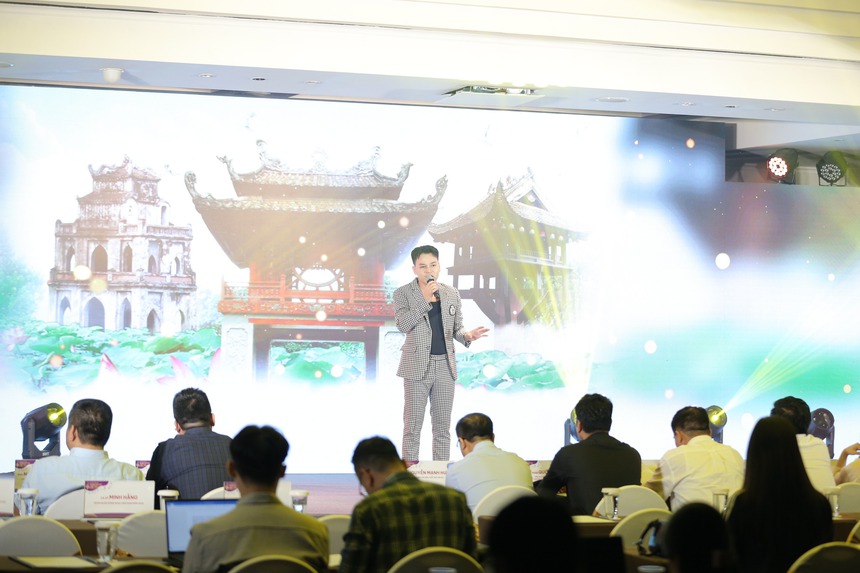 'Giọng hát hay Hà Nội' 2024: Cuộc cạnh tranh 'khốc liệt' của dàn thí sinh từ các trường chuyên nghiệp - Ảnh 2. 'Giọng hát hay Hà Nội' 2024: Cuộc cạnh tranh 'khốc liệt' của dàn thí sinh từ các trường chuyên nghiệp - Ảnh 2.