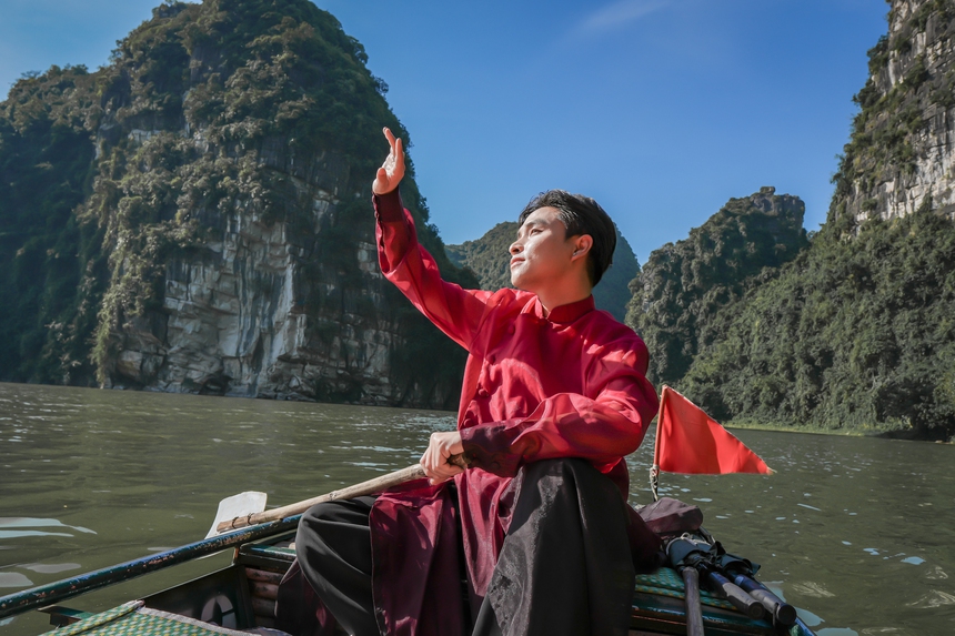 Trương Trần Anh Duy đi qua 23 tỉnh thành, thực hiện MV “Ngân nga Việt Nam”
 - Ảnh 2.