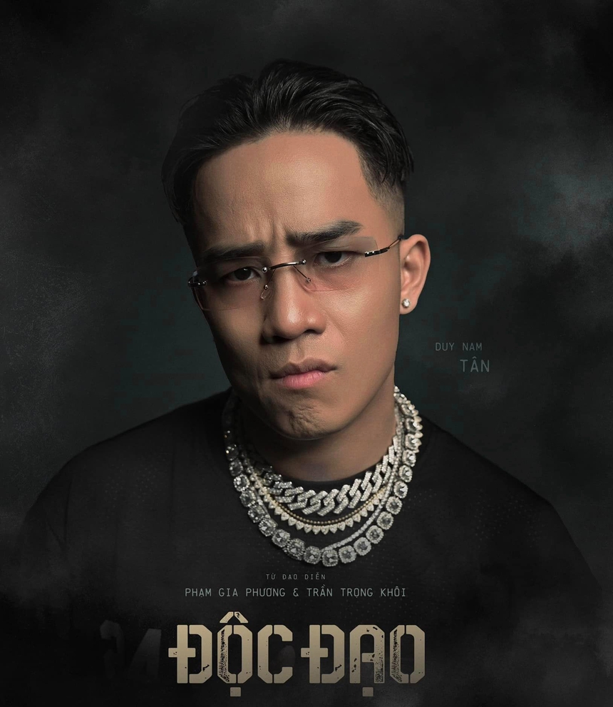 Trên phim đóng vai chơi, ngoài đời Tân 'khẹc' cưng chiều vợ con hết mực - Ảnh 1. Trên phim đóng vai chơi, ngoài đời Tân 'khẹc' cưng chiều vợ con hết mực - Ảnh 1.