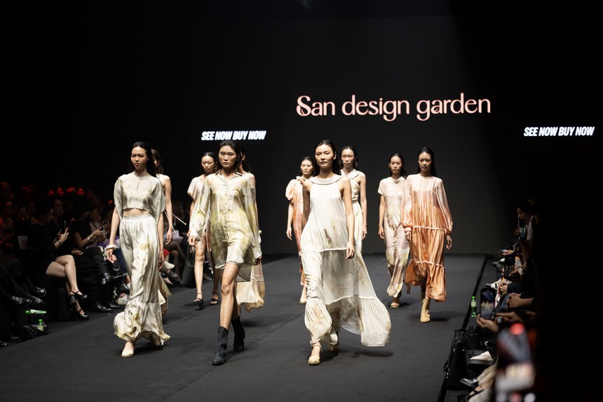 NTK Phan Đăng Hoàng ra mắt BST Menswear đầu tiên tại show diễn dành cho local brands - Ảnh 7. NTK Phan Đăng Hoàng ra mắt BST Menswear đầu tiên tại show diễn dành cho local brands - Ảnh 7.