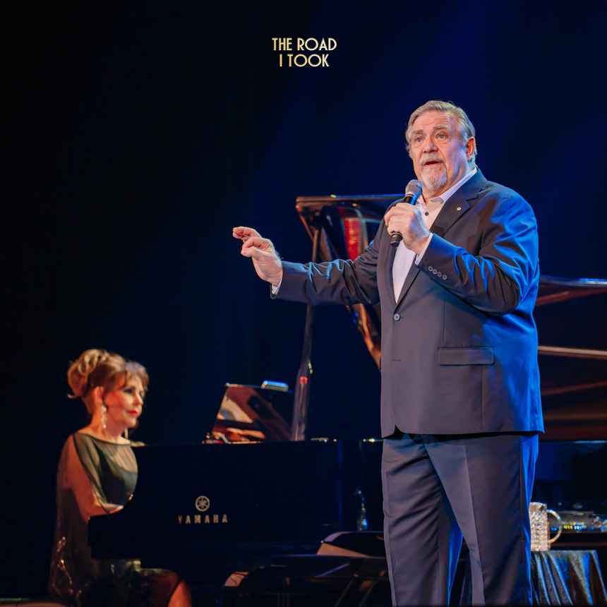 Huyền thoại Philip Quast truyền cảm hứng nhạc kịch đến Việt Nam - Ảnh 5. Huyền thoại Philip Quast truyền cảm hứng nhạc kịch đến Việt Nam - Ảnh 5.