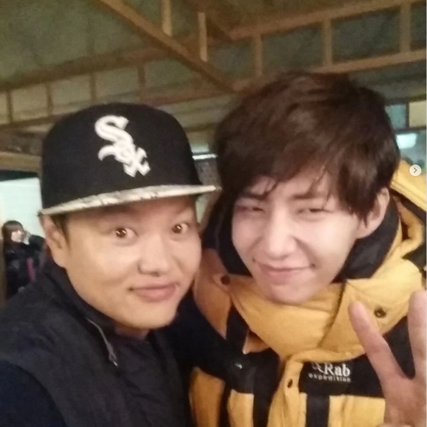 Những suy ngẫm cảm động của Song Jae Rim về sự sống và cái chết khi sinh thời - Ảnh 8. Những suy ngẫm cảm động của Song Jae Rim về sự sống và cái chết khi sinh thời - Ảnh 8.