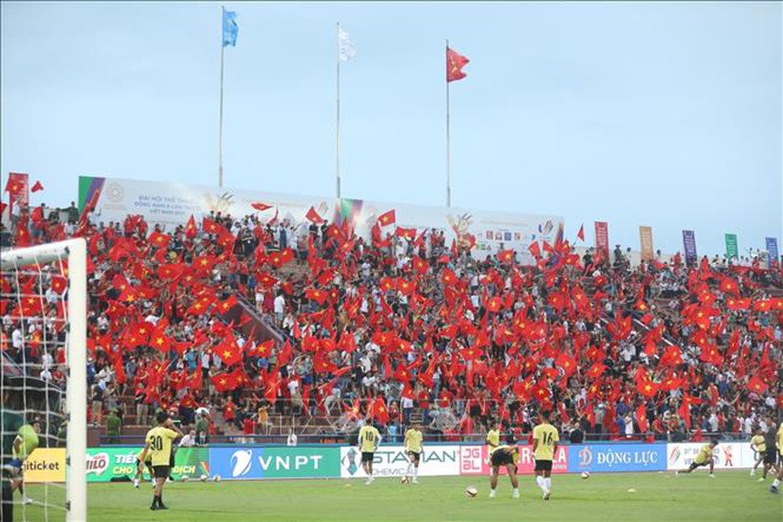 Báo Indonesia ngỡ ngàng về SVĐ 20 nghìn chỗ ngồi của Việt Nam, là địa điểm thay thế Mỹ Đình ở AFF Cup - Ảnh 1.
