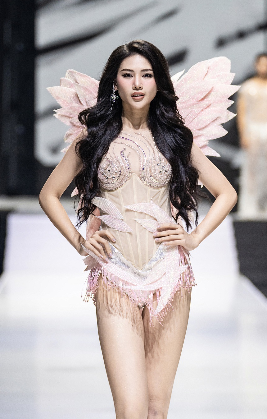 Ivan Trần: "Với tôi Thanh Hằng mãi mãi là nàng thơ"   - Ảnh 4.