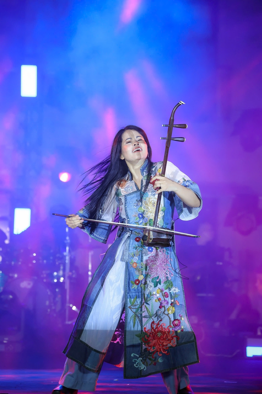 "Đại lộ" quy tụ dàn nghệ sĩ biểu diễn của trường Cao đẳng Nghệ thuật Hà Nội - Ảnh 2.