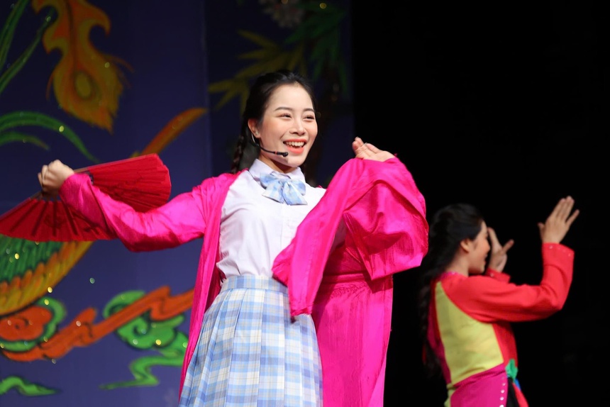 "Xuyên không" để về với Thị Mầu - Ảnh 3.