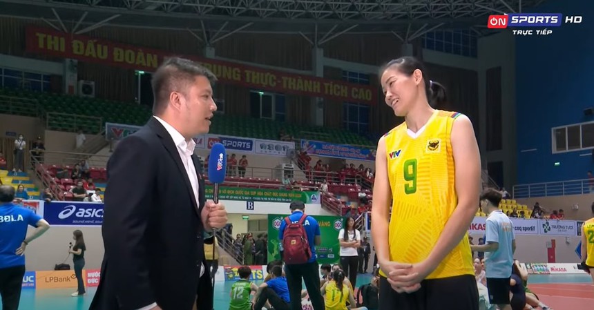 Huyền thoại Ngọc Hoa chia sẻ xúc động khi vô địch ở tuổi 37, hé lộ khả năng thi đấu vào năm sau - Ảnh 2. Huyền thoại Ngọc Hoa chia sẻ xúc động khi vô địch ở tuổi 37, hé lộ khả năng thi đấu vào năm sau - Ảnh 2.