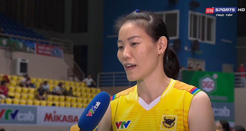 Huyền thoại Ngọc Hoa chia sẻ xúc động khi vô địch ở tuổi 37, hé lộ khả năng thi đấu vào năm sau - Ảnh 1. Huyền thoại Ngọc Hoa chia sẻ xúc động khi vô địch ở tuổi 37, hé lộ khả năng thi đấu vào năm sau - Ảnh 1.