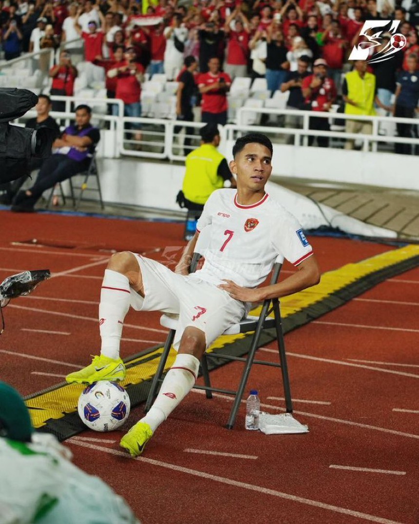 Nhà vô địch SEA Games 20 tuổi của Indonesia ăn mừng theo cách ‘chờ phóng viên ảnh’, Premier League chúc mừng thầy trò Shin Tae Yong - Ảnh 1. Nhà vô địch SEA Games 20 tuổi của Indonesia ăn mừng theo cách ‘chờ phóng viên ảnh’, Premier League chúc mừng thầy trò Shin Tae Yong - Ảnh 1.