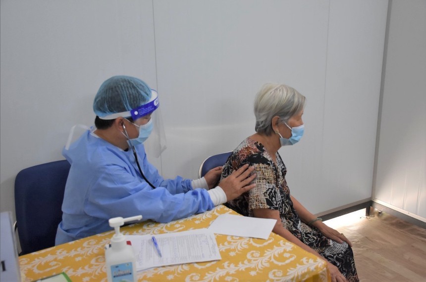 Nhiều điểm mới thuận tiện cho người bệnh bảo hiểm y tế, nhất là người bệnh ung thư - Ảnh 2. Nhiều điểm mới thuận tiện cho người bệnh bảo hiểm y tế, nhất là người bệnh ung thư - Ảnh 2.