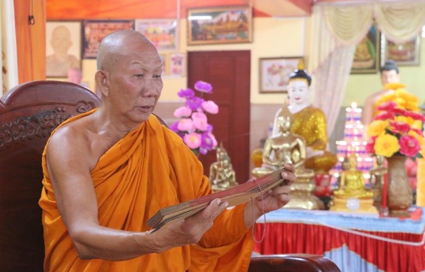 Kinh lá buông - “báu vật” của đồng bào Khmer An Giang - Ảnh 3.