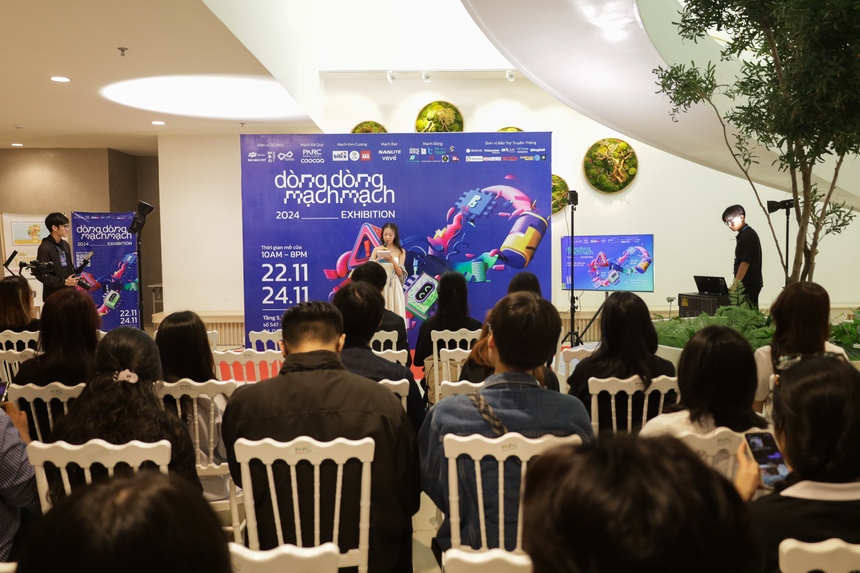 Tổ chức triễn lãm "Dòng Dòng Mạch Mạch" vì môi trường - Ảnh 1. Tổ chức triễn lãm "Dòng Dòng Mạch Mạch" vì môi trường - Ảnh 1.