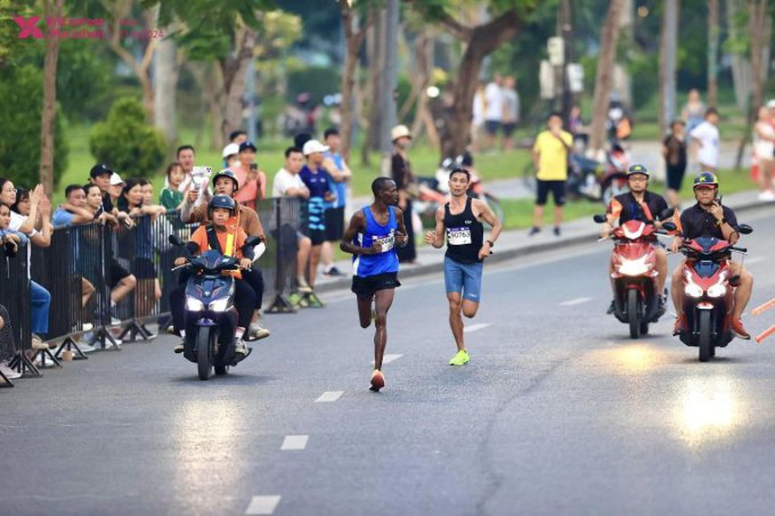 Nguyễn Văn Lai thừa nhận anh chưa đủ lực để đua với chân chạy người Kenya Edwin Kiptoo.