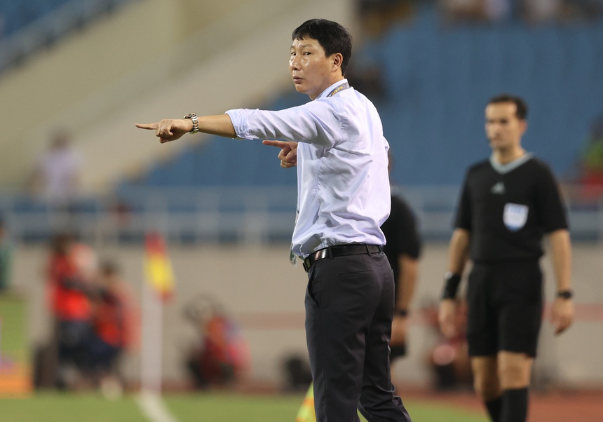 Bình luận: Thầy Tây, thầy Hàn - Ảnh 1. Bình luận: Thầy Tây, thầy Hàn - Ảnh 1.