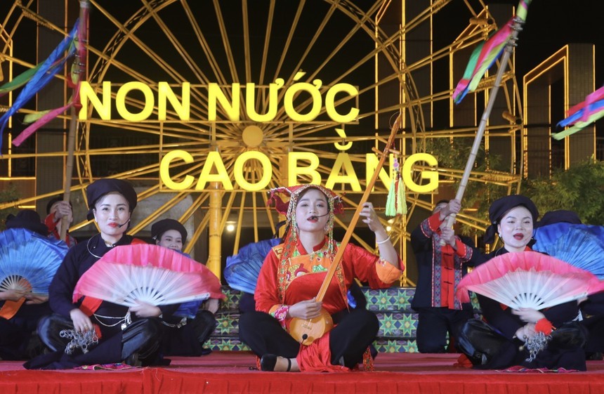 Thêm hành lang pháp lý để bảo vệ và phát huy giá trị di sản - Ảnh 2. Thêm hành lang pháp lý để bảo vệ và phát huy giá trị di sản - Ảnh 2.